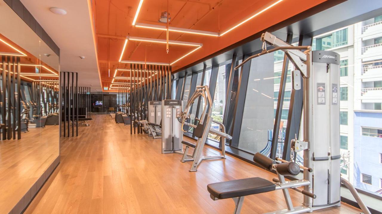 Oakwood Makati Avenue Hotel Makati City Екстериор снимка