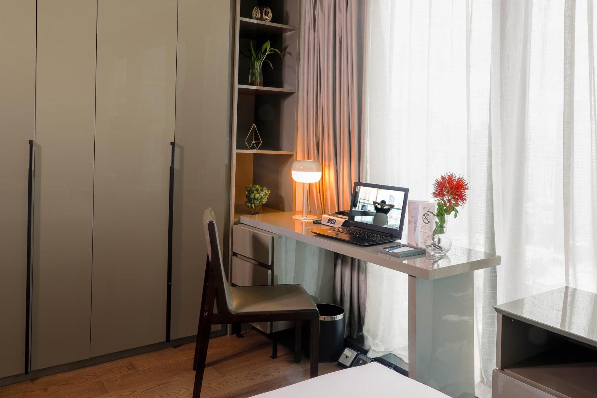 Oakwood Makati Avenue Hotel Makati City Екстериор снимка